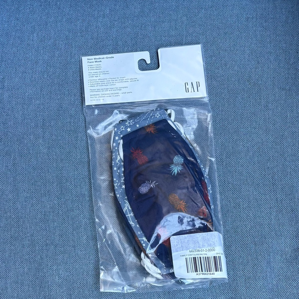 GAP Blue Face Mask Family Pack 4 Adult Mask 4 child masks